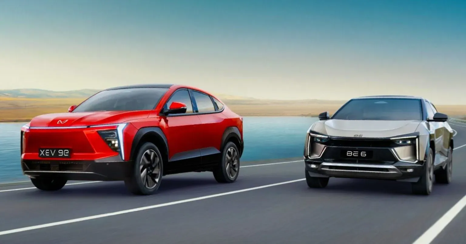 Mahindra XEV 9S Teased ( Credit : Socia Media }